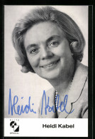 AK Schauspielerin Heidi Kabel Fröhlich Lächelnd, Autograph  - Acteurs