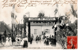 C.P.A. COUR-CHEVERNY (41) - Fête 1908 - Arc De Triomphe - Pompiers - - Cheverny