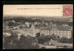 CPA Lacapelle-Marival, La Miséricorde Et La Place De Larroque  - Lacapelle Marival