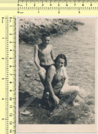 REAL PHOTO - Swimsuit Woman And Boy On Beach Garcon Et Femme Sur Plage Old Snapshot - Personnes Anonymes