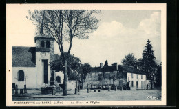 CPA Pierrefitte-sur-Loire, La Place Et L`Eglise  - Autres & Non Classés