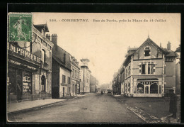 CPA Commentry, Rue De Paris Près La Place Du 14-Juillet, Vue De La Rue  - Commentry
