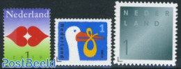 Netherlands 2010 Love, Birth, Mourning 3v S-a, Mint NH, Nature - Various - Birds - Greetings & Wishing Stamps - Nuevos
