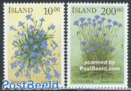 Iceland 2002 Flowers 2v, Mint NH, Nature - Flowers & Plants - Nuevos