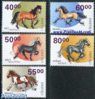 Iceland 2001 Horses 5v, Mint NH, Nature - Horses - Unused Stamps