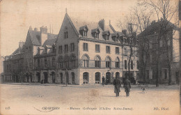 28 CHARTRES LA MAISON GOTHIQUE CLOITRE - Chartres