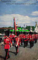 R586356 London. Scots Guards Leaving Buckingham Palace. Changing Of The Guards. - Autres & Non Classés