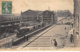 SAINT NAZAIRE - La Rue De Nantes Et Les Gares - Très Bon état - Saint Nazaire