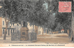 VILLENEUVE SUR LOT - Le Monument Bernard Palissy Et Le Boulevard - Très Bon état - Villeneuve Sur Lot