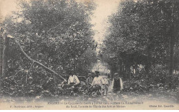 ANGERS - Le Cyclone Du Mardi 4 Juillet 1905 - Place La Rochefoucault - Très Bon état - Angers