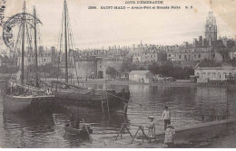 SAINT MALO - Avant Port Et Grande Porte - Très Bon état - Saint Malo