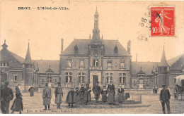 BROU - L'Hôtel De Ville - état - Autres & Non Classés