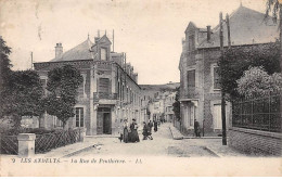 LES ANDELYS - Le Rue Du Presbytère - Très Bon état - Les Andelys