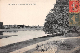 GIEN - Le Port Au Bois De La Loire - Très Bon état - Gien