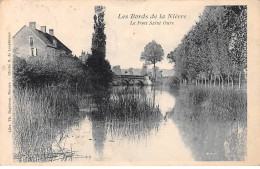 Les Bords De La Nièvre - Le Pont SAINT OURS - état - Other & Unclassified