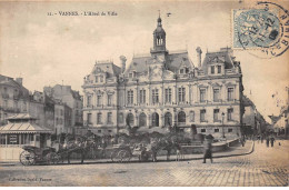 VANNES - L'Hôtel De Ville - Très Bon état - Vannes