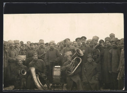 Foto-AK Soldatenverbrüderung, Waffenstillstand 1917, Arbeiterbewegung  - Autres & Non Classés