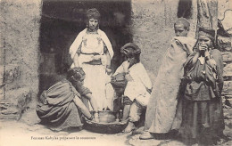 Algérie - Kabylie - Femmes Kabyles Préparant Le Couscous - Ed. J. Boussuge  - Mujeres