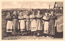 Faroe - Føroyskur Buni - Women Costumes - Publ. Jacobsens Bokahandil  - Islas Feroe