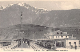 Suisse - Schweiz - BRIG (VS) Bahnhof - Nkunft Eines Zuges - Verlag Jullien J.J. 6391 - Brigue-Glis 