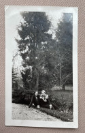 1931 - Originele Foto - Photo Originale - Twee Meisjes In Een Park - Deux Filles Dans Un Parc - 11,5 X 7 Cm. - Personnes Anonymes
