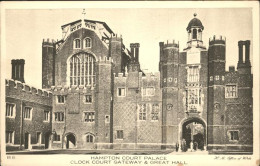 11231787 Hampton Court Palace Clock Court Gateway Great Hall Hampton - Herefordshire