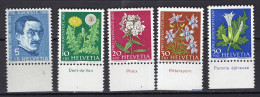 T3725 - SUISSE SWITZERLAND Yv N°668/72 ** Pro Juventute - Unused Stamps