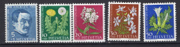 T3730 - SUISSE SWITZERLAND Yv N°668/72 * Pro Juventute - Unused Stamps