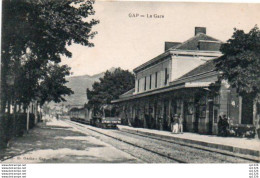 2V11x   05 Gap La Gare Train Entrant - Gap