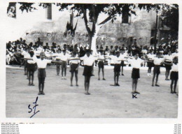 3V3Gi  04 Forcalquier Photo De La Fête De L'école Laïque En 1947 Gymnastique - Forcalquier