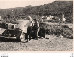 2V9Sme     Photo Originale (10cm X 7cm) Italie Village à Identifier Tacot Wolkswagen Coccinelle Dans Les Années 60 - Sonstige & Ohne Zuordnung