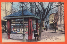 28346 / MAZAMET 81-Tarn Le Kiosque Des Journaux Et Cours Philippe-OLOMBEL Pub Chocolat Menier Editeurs Henri DOUCE  - Mazamet