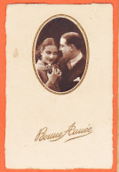 28200 / ⭐ ◉ BONNE ANNEE Ajouti Médaillon Véritable Photographie Portrait De Couple (3) CPA ARS 1920s - Nieuwjaar