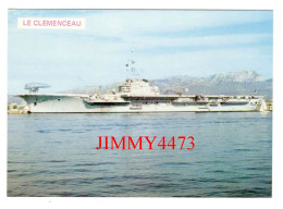 CPM - Le Porte-Avion CLEMENCEAU Dans Le Port De Toulon - Edit. PRADET - Warships