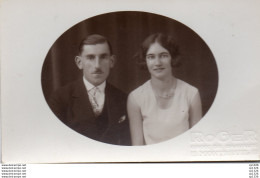 611Bce  Carte Photo Jeune Couple Jaufrey Lors De Leurs Fiançailles Avant Mariage En 1930 - Fotografie