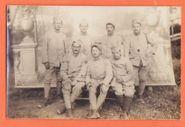 35900 / ⭐ ◉ Carte-Photo 7 Poilus Soldats Du 251e Régiment Guerre 1914-18 Photo Studio CpaWW1 - Guerre 1914-18