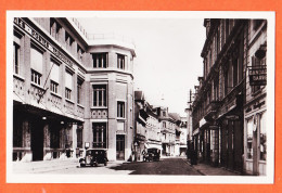 35935 / EVREUX 27-Eure La Grande POSTE Et COIFFEUR De La Grande Rue Automobiles 1940s Photo-Bromure CAP - Evreux