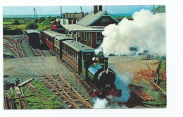 Postcard Wales  Railway Towyn Whaff Station Tal-y-llyn Railway Unused . Steam Engine - Stations With Trains