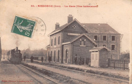 SISSONNE - La Gare (vue Intérieure) - Train - Sissonne