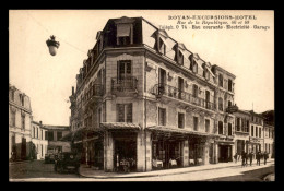 17 - ROYAN - EXCURSIONS-HOTEL, RUE DE LA REPUBLIQUE - Royan