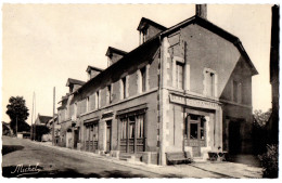 CPSM PF 19 - MARCILLAC-LA-CROISILLE (Corrèze) - Hôtel Des Voyageurs, Bourdet - Autres & Non Classés