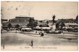 CPA 03 - VICHY (Allier) - 235. Place De La République Et Marché Couvert  - Vichy