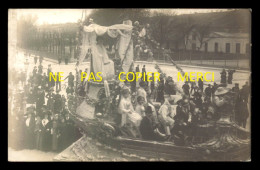55 - BAR-LE-DUC - FETES DU 8 AVRIL 1912 - LE CHAR DE LA REINE DEVANT LA GARE - CARTE PHOTO ORIGINALE - Bar Le Duc