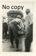 PHOTO FRANCAISE 2e RAL - CHARGEMENT DE MATERIEL EN GARE DE VIENNE LA VILLE PRES DE MOIREMONT MARNE - GUERRE 1914 1918 - Guerre, Militaire
