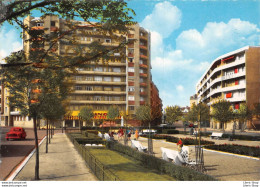 [42] Loire > Saint Etienne - La Place Maréchal Foch Quartier De Montaud - Magasin Casino - Citroën Type H - Saint Etienne