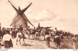 [13] Bouches-du-Rhône > Fontvieille - Les Gardians De Camargue Montent Au Moulin De Daudet - Fontvieille