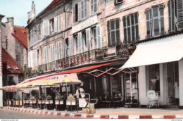 LANGRES (Hte Marne) Place Diderot - Café Brasserie Du Balcon # Automobile # PEUGEOT DK5 UTILITAIRE Cpsm Dentelée PF - Autres & Non Classés