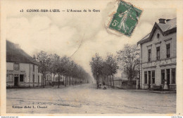 COSNE-SUR-L'OEIL (03) L'Avenue De La Gare - Restaurant Vincent - Hôtel Et Café De La Gare - Edition L. Chemel - Sonstige & Ohne Zuordnung