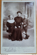 Photographie XIXe Très Belle épreuve Inaltérable - Une Mère Et Ses Enfants Photographie Du Progrès A. Détraz Alberville - Anciennes (Av. 1900)
