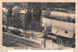 [73] MODANE - Cpa 1933 - Passage A Niveau - L'Arc Et Les Tribunes - Modane